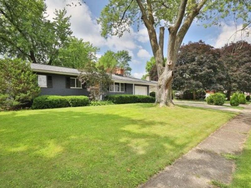 1529 S Fahlander Drive, Columbus, OH 43229 Photo 2