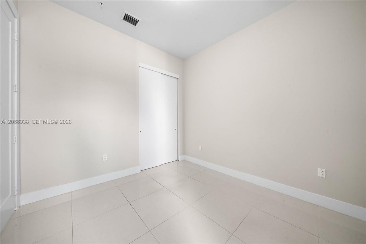 10280 NW 63rd Ter, Unit 104, Doral, FL 33178 Photo