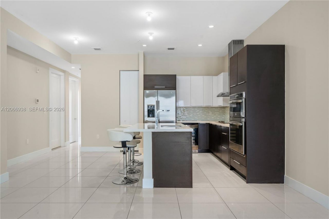 10280 NW 63rd Ter, Unit 104, Doral, FL 33178 Photo