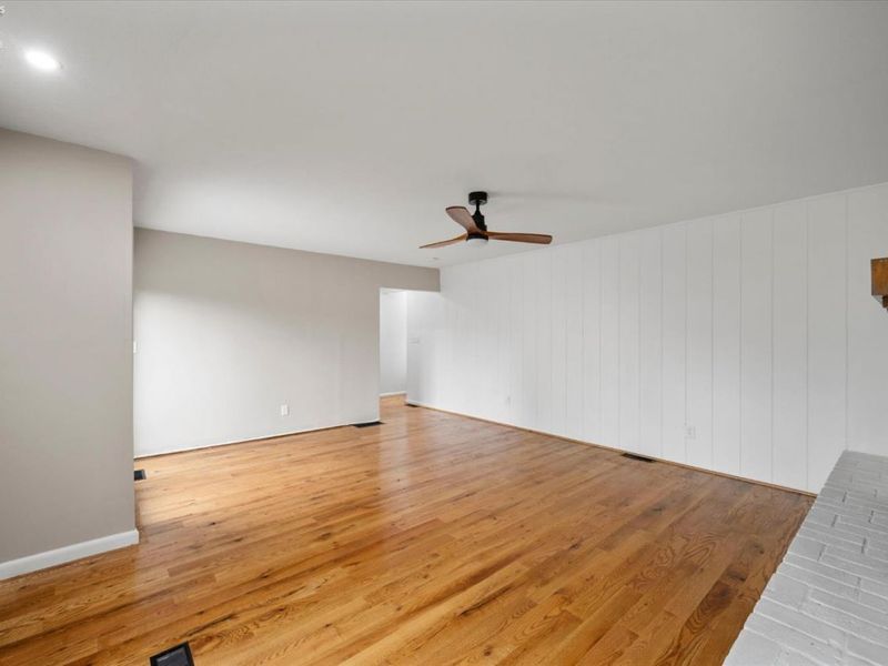 521 E 2nd Street, Port Clinton, OH 43452 Photo 22