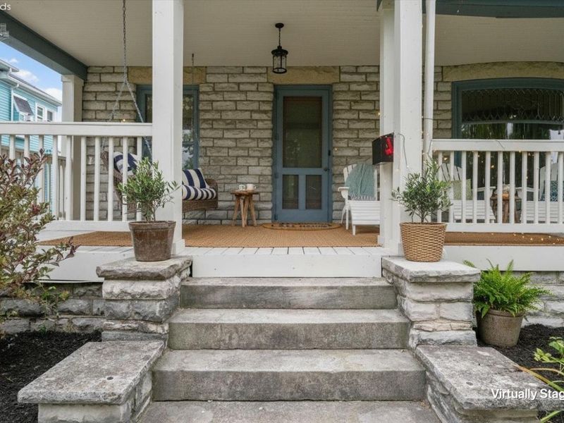 521 E 2nd Street, Port Clinton, OH 43452 Photo 3