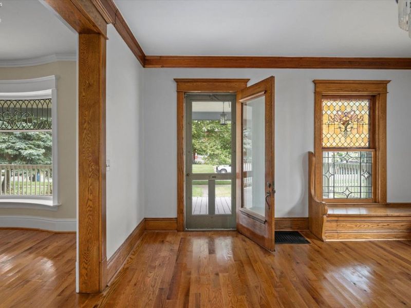521 E 2nd Street, Port Clinton, OH 43452 Photo 6