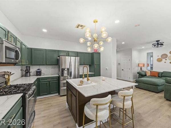 7484 S Butterton Court, Las Vegas, NV 89139