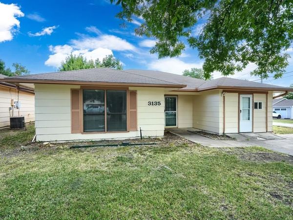 3135 Maple Avenue, Greenville, TX 75402