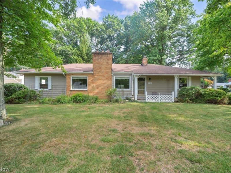 2145 Miami Road, Euclid, OH 44117 Photo 1