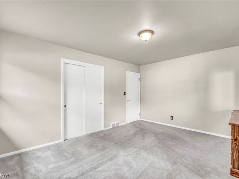 2145 Miami Road, Euclid, OH 44117 Photo 23