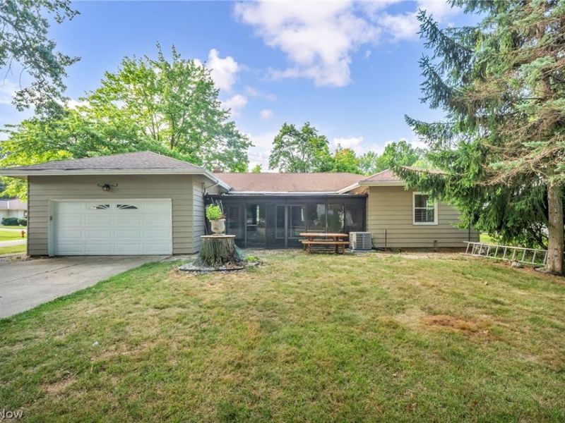 2145 Miami Road, Euclid, OH 44117 Photo 28