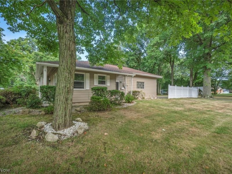 2145 Miami Road, Euclid, OH 44117 Photo 4