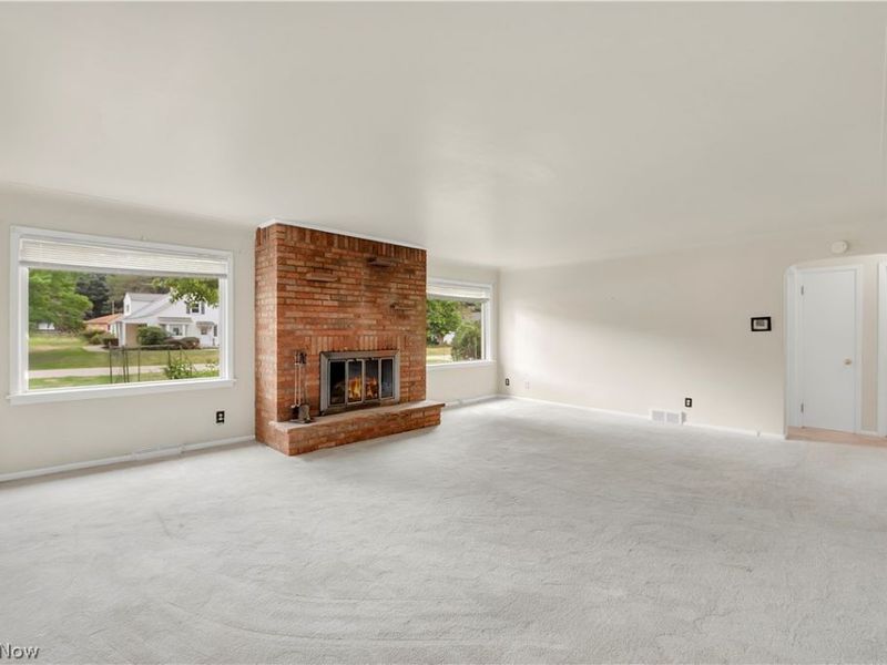 2145 Miami Road, Euclid, OH 44117 Photo 6