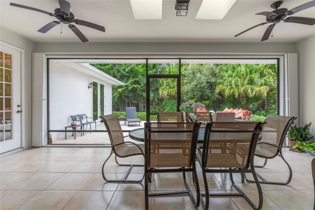 2130 Oyster Bay Drive, Vero Beach, FL 32963 Photo