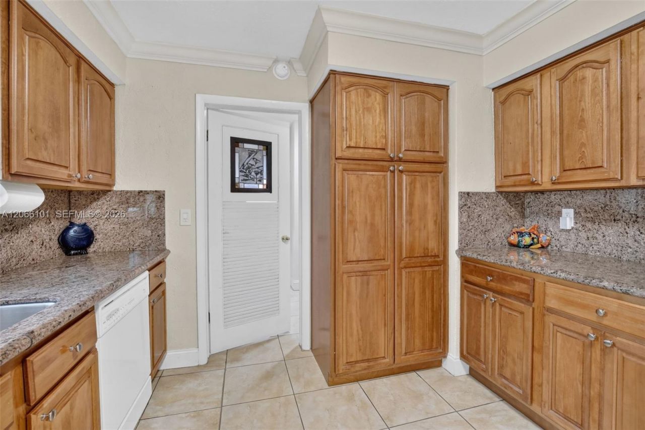 801 Ixora Ln, Plantation, FL 33317 Photo