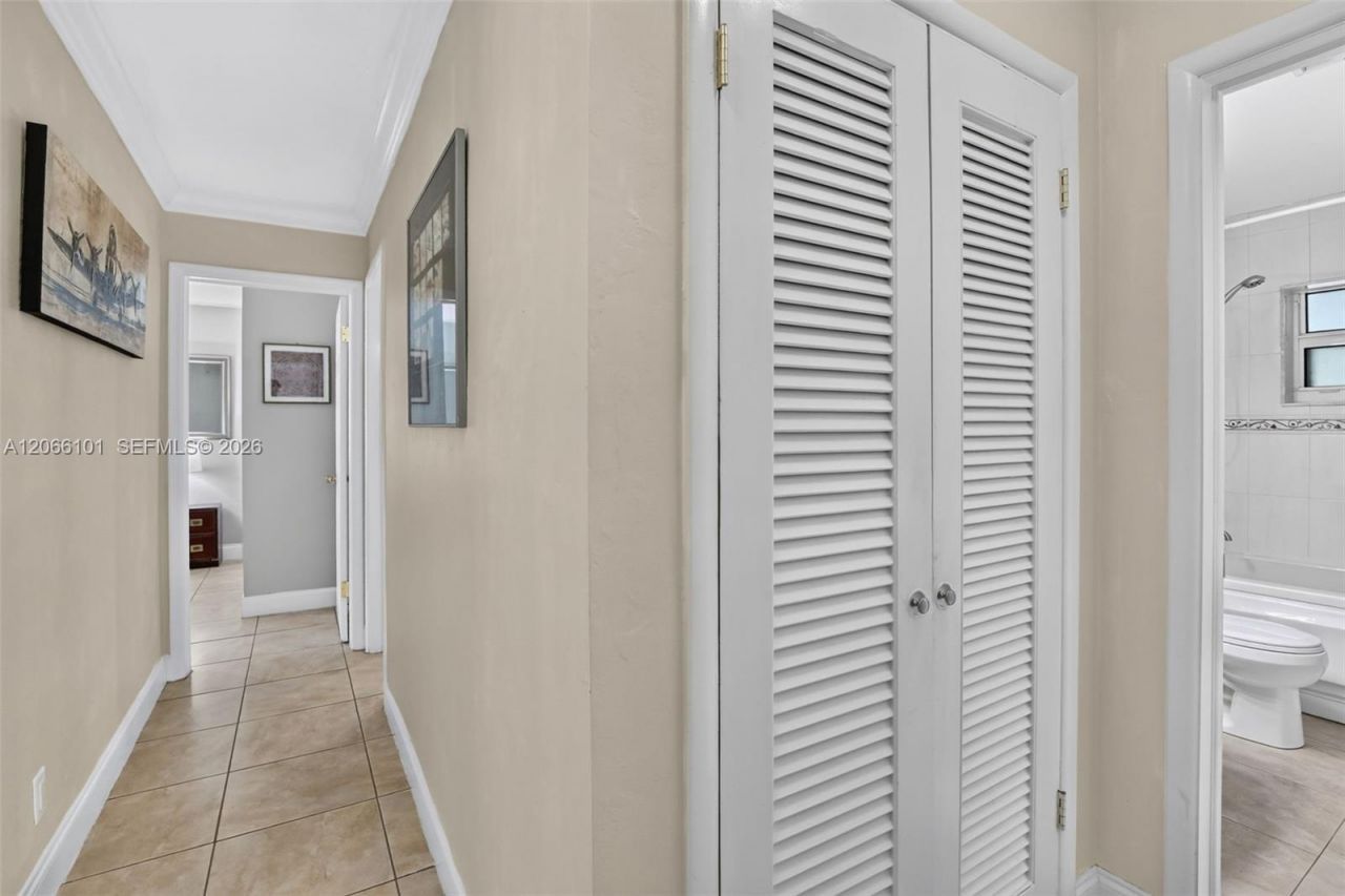 801 Ixora Ln, Plantation, FL 33317 Photo