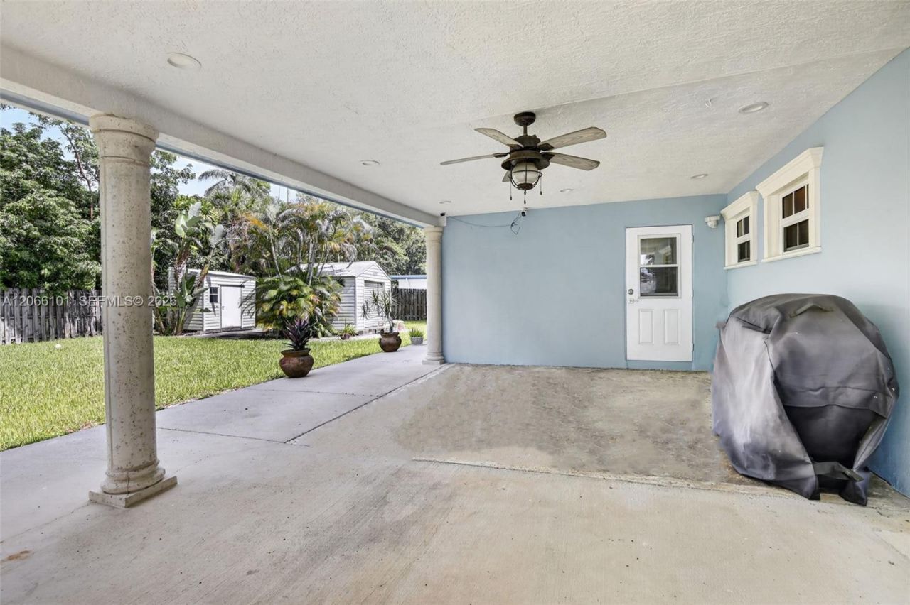 801 Ixora Ln, Plantation, FL 33317 Photo