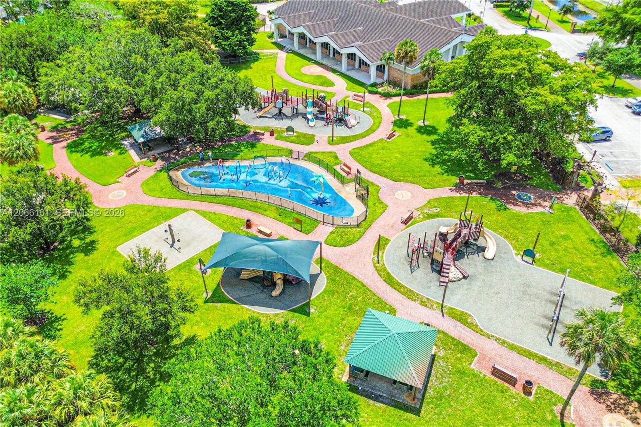 801 Ixora Ln, Plantation, FL 33317 Photo