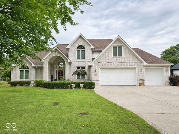 2663 Grey Fox Drive , Martinsville, IN 46151