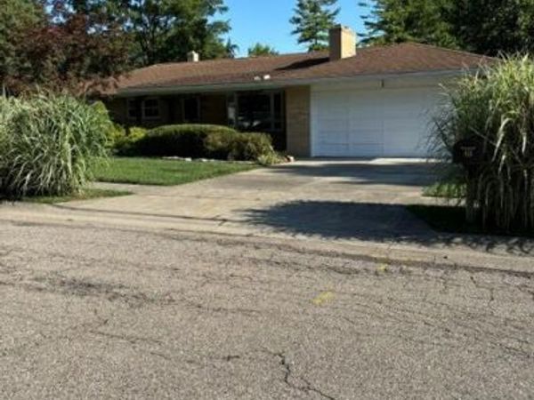 411 Pamela Drive, Oxford, OH 45056