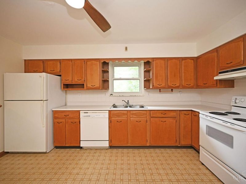 411 Pamela Drive, Oxford, OH 45056 Photo 10