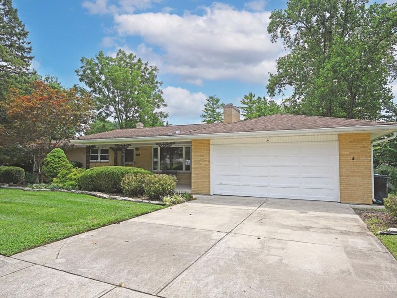 411 Pamela Drive, Oxford, OH 45056 Photo 2