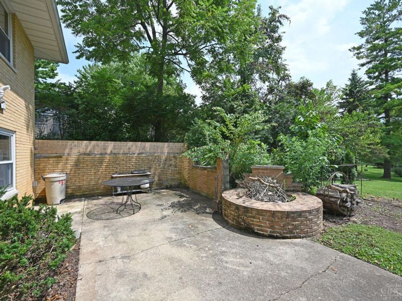 411 Pamela Drive, Oxford, OH 45056 Photo 28