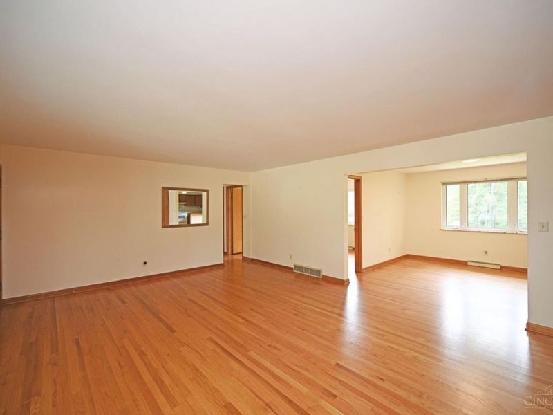 411 Pamela Drive, Oxford, OH 45056 Photo 7
