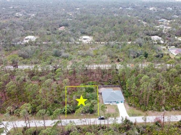 3125 TAMARIND STREET , PORT CHARLOTTE, FL 33948