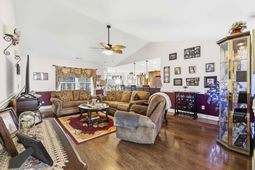 154 Clearwind Ct. photo 4