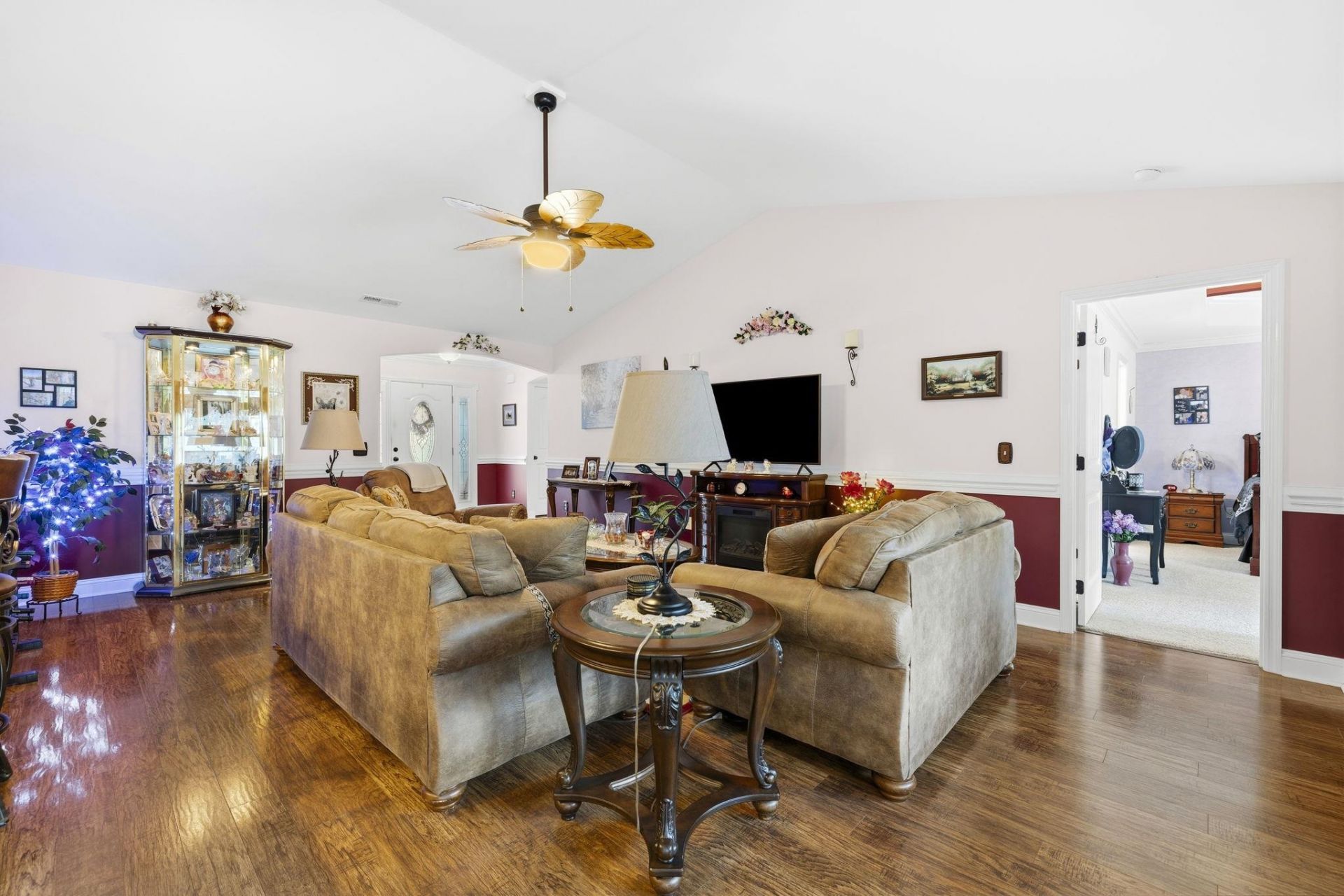 154 Clearwind Ct. Photo 6