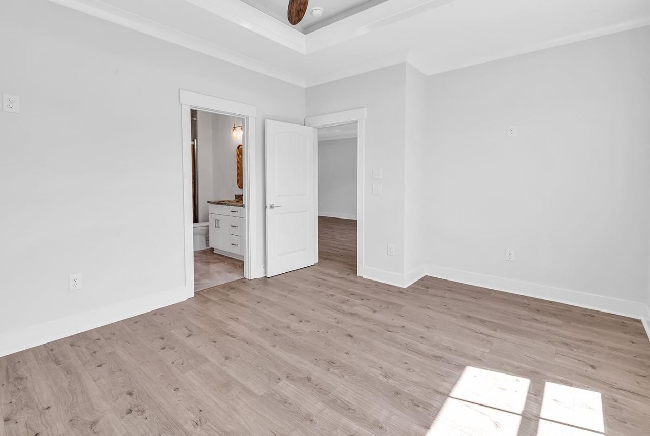 15 Hallandale Lane Photo 18