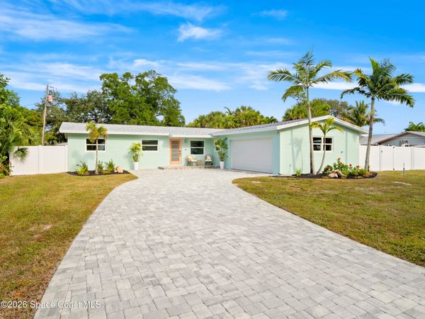 440 Third Avenue , Indialantic, FL 32903