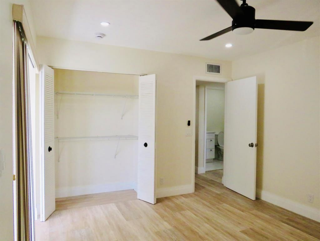 557 Burgundy L, Unit 557, Delray Beach, FL 33484 Photo