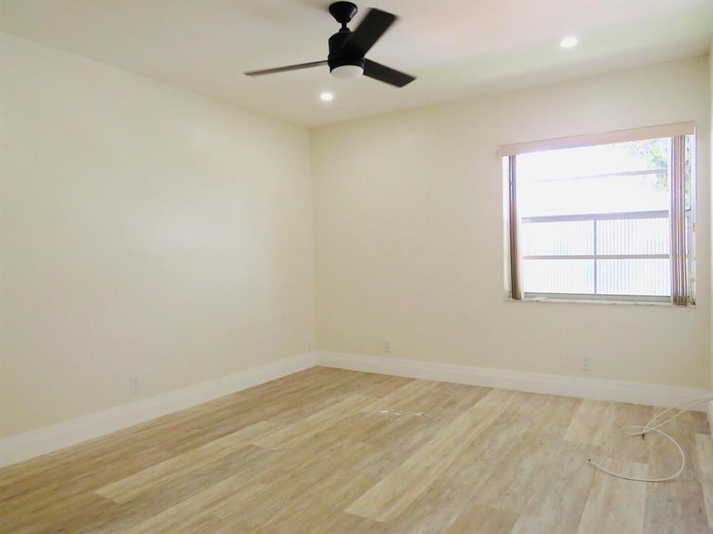 557 Burgundy L, Unit 557, Delray Beach, FL 33484 Photo