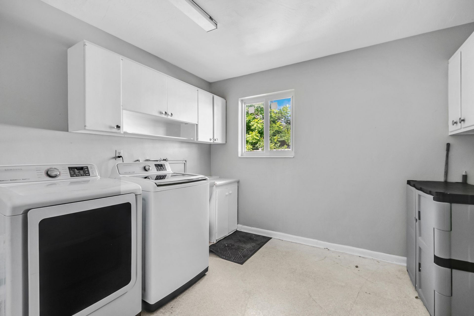 6760 SW 11th Street, Pembroke Pines, FL 33023 Photo