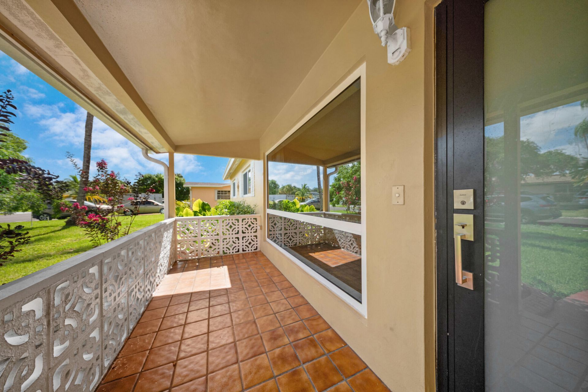 6760 SW 11th Street, Pembroke Pines, FL 33023 Photo