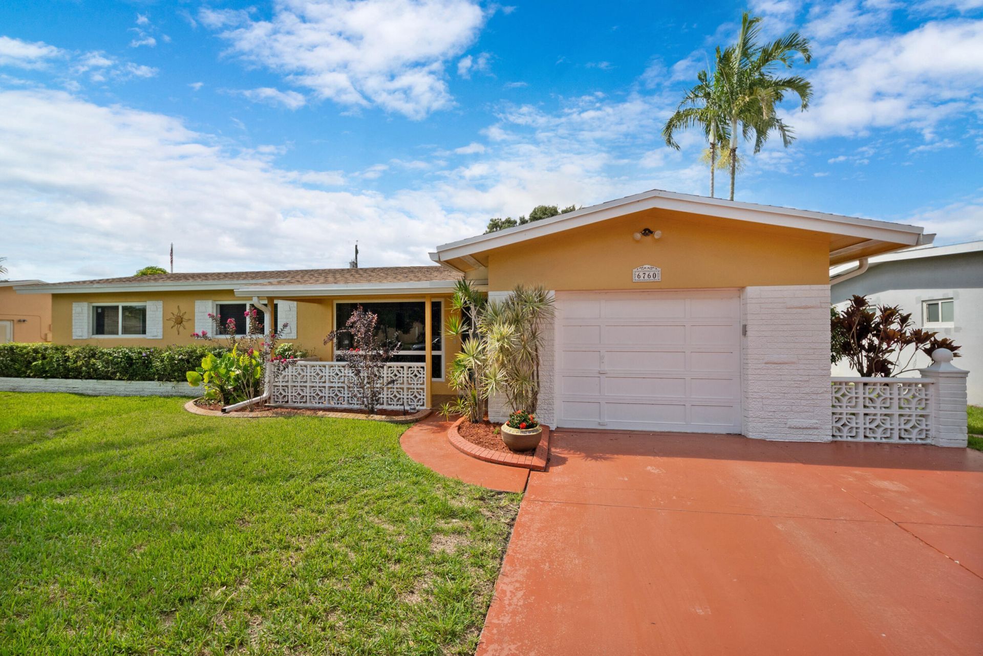 6760 SW 11th Street, Pembroke Pines, FL 33023 Photo
