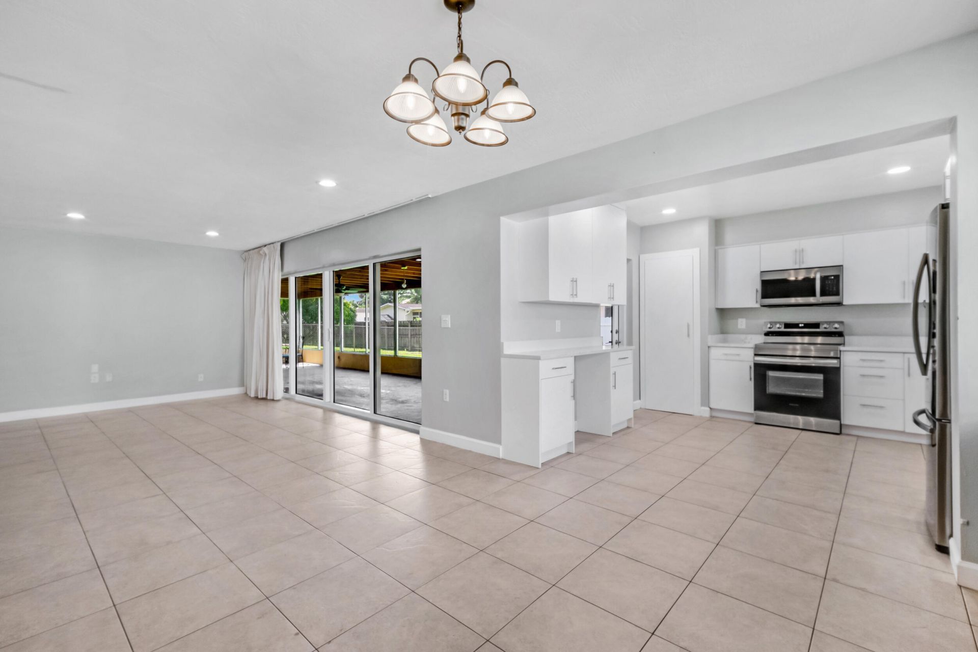6760 SW 11th Street, Pembroke Pines, FL 33023 Photo