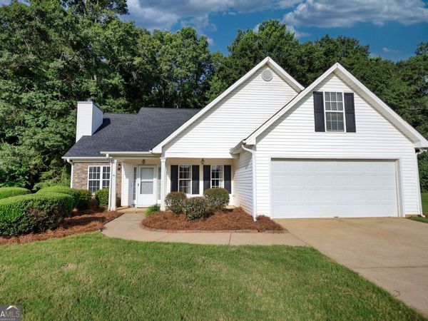 25 Luke Ln, Covington, GA 30014