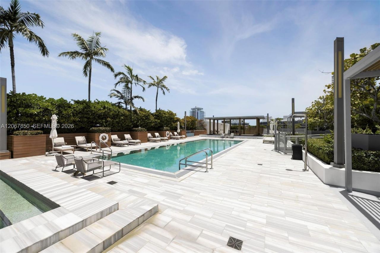 801 S Pointe Dr , Unit 301, Miami Beach, FL 33139 Photo