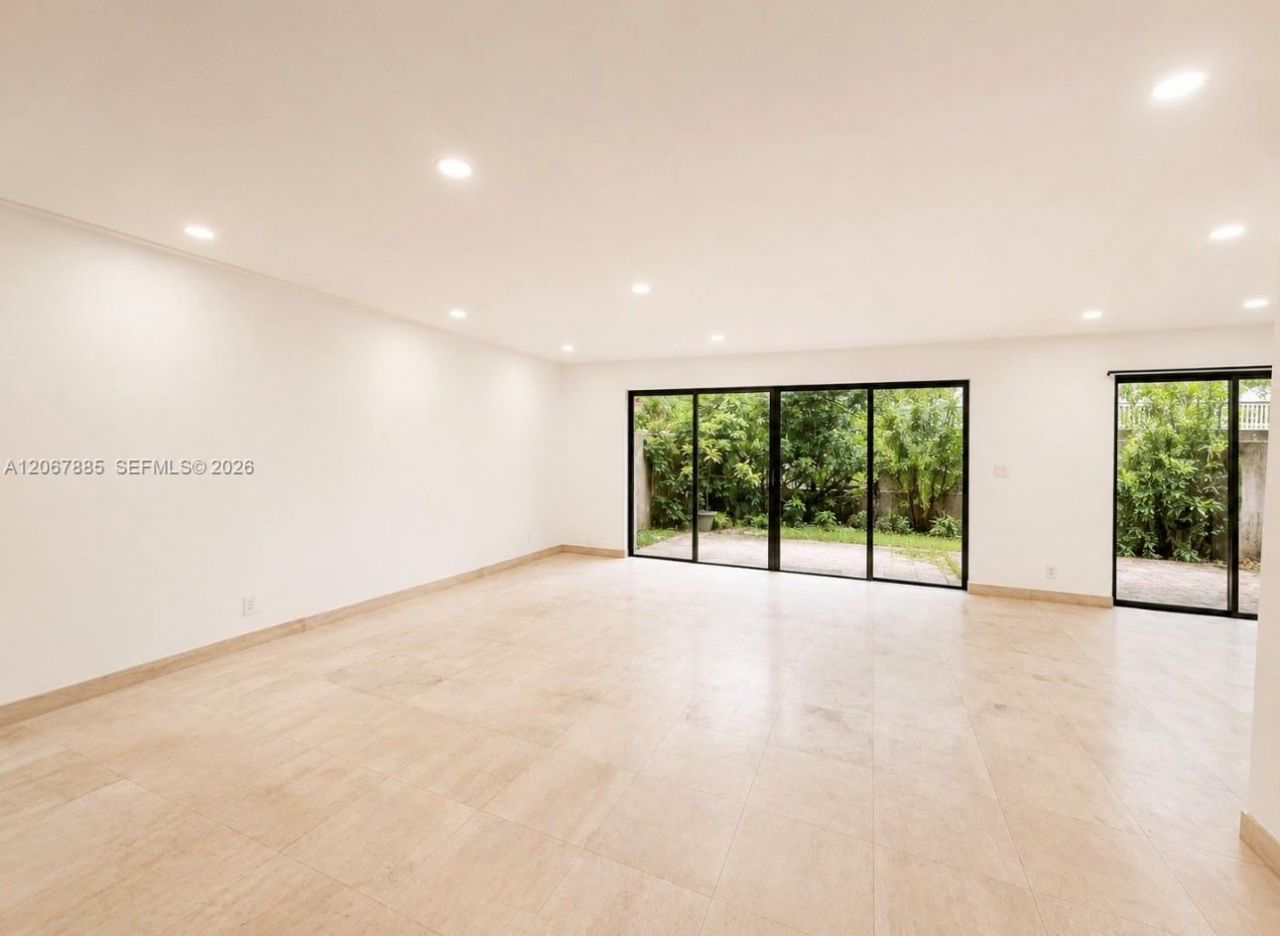 406 Saint Andrews Rd , Unit 53, Hollywood, FL 33021 Photo
