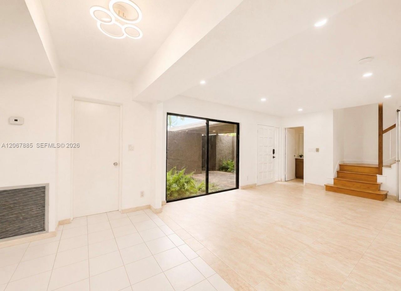 406 Saint Andrews Rd , Unit 53, Hollywood, FL 33021 Photo