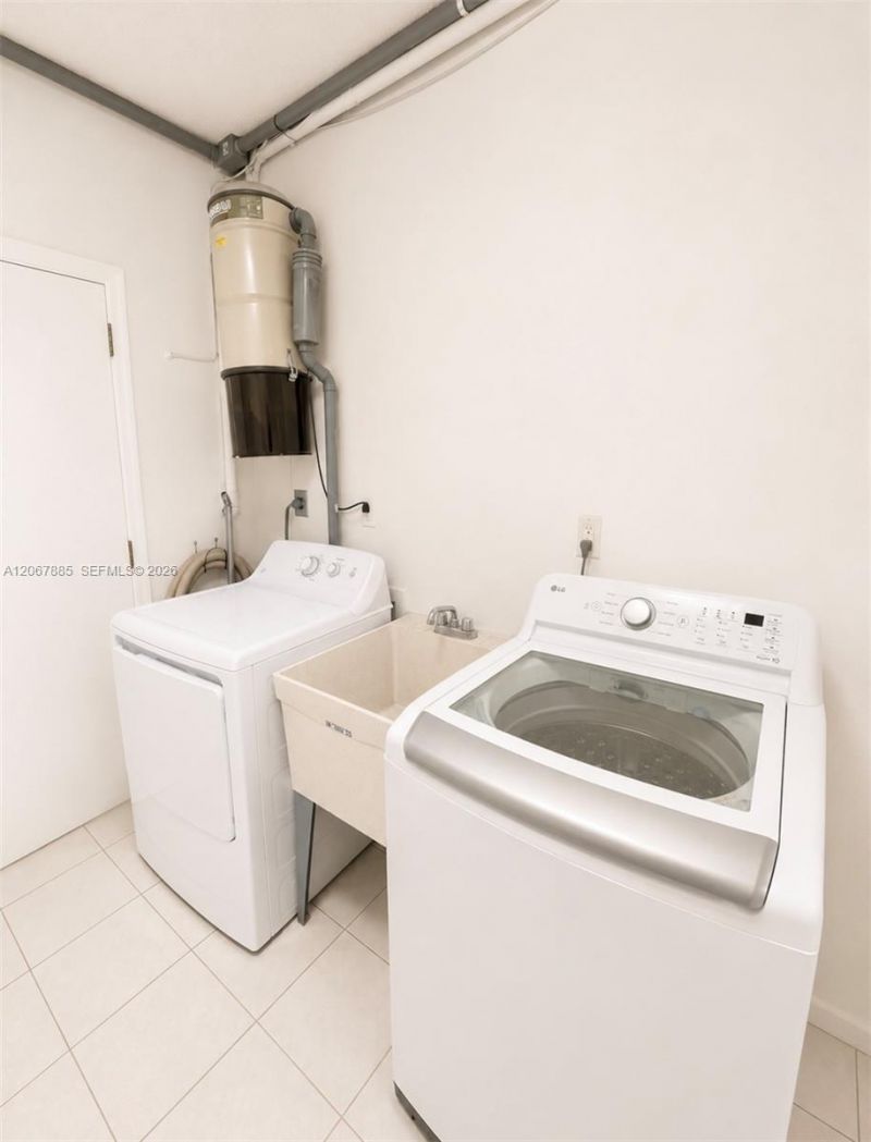 406 Saint Andrews Rd , Unit 53, Hollywood, FL 33021 Photo