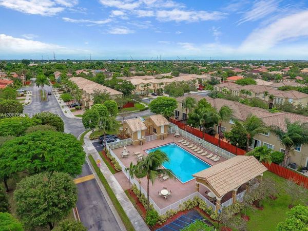 12472 SW 123rd St , Miami, FL 33186