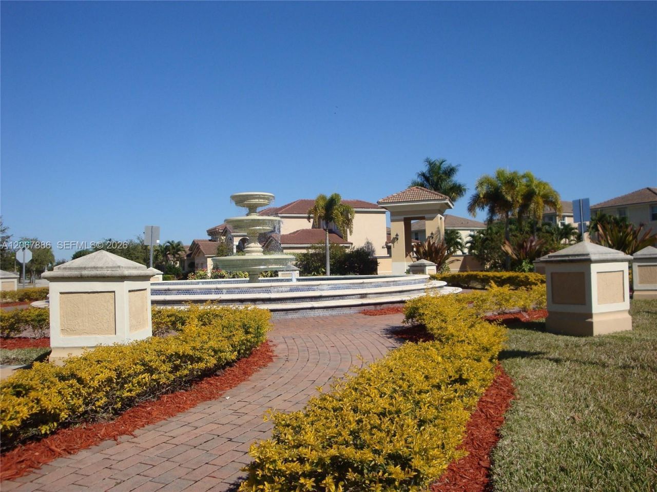 12472 SW 123rd St , Miami, FL 33186 Photo