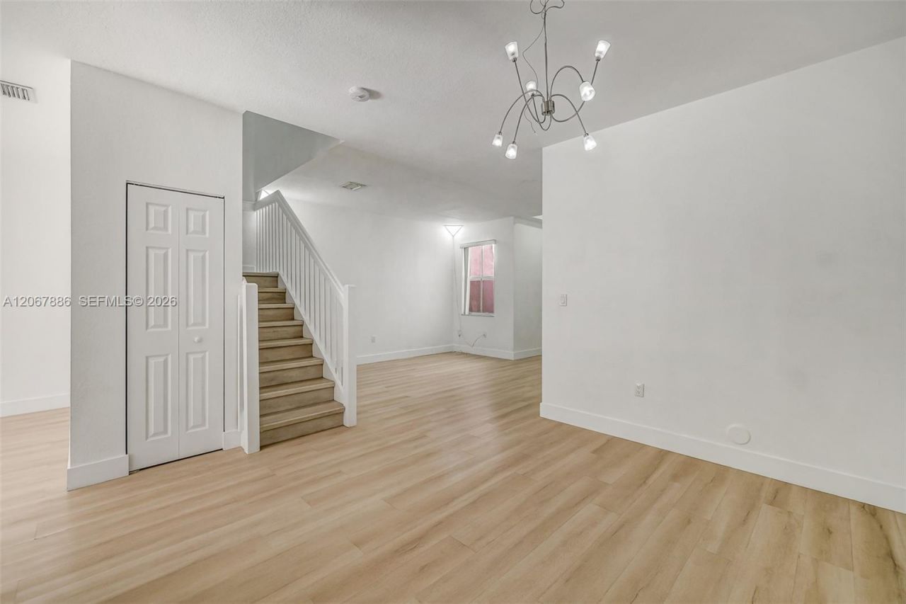 12472 SW 123rd St , Miami, FL 33186 Photo