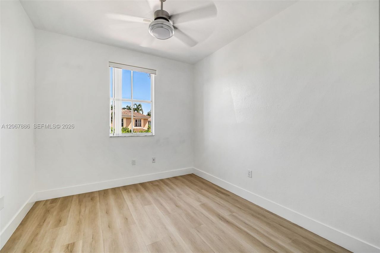 12472 SW 123rd St , Miami, FL 33186 Photo