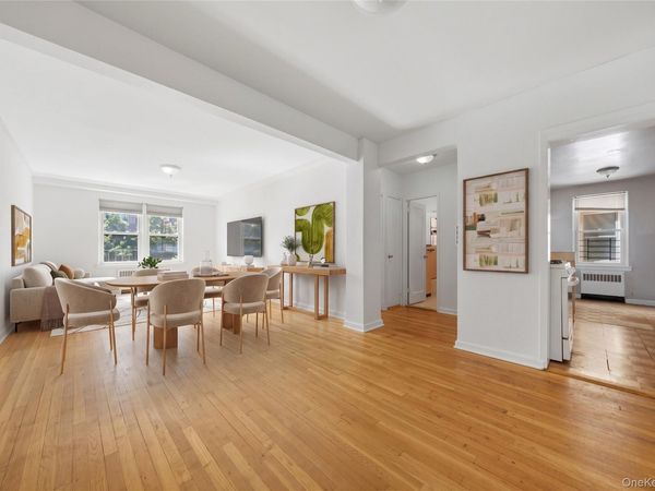 2080 Barnes Avenue , Unit 2D, Bronx, NY 10462