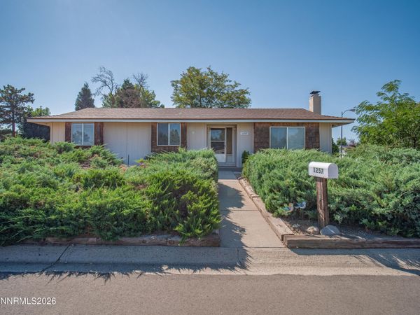1257 Monarch Lane, Gardnerville, NV 89460