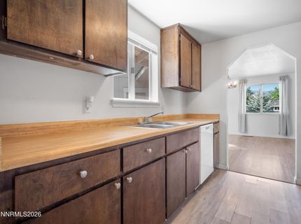 1257 Monarch Lane, Gardnerville, NV 89460 Photo
