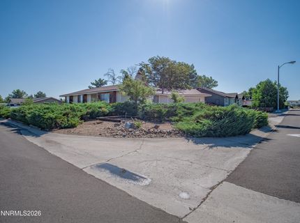 1257 Monarch Lane, Gardnerville, NV 89460 Photo