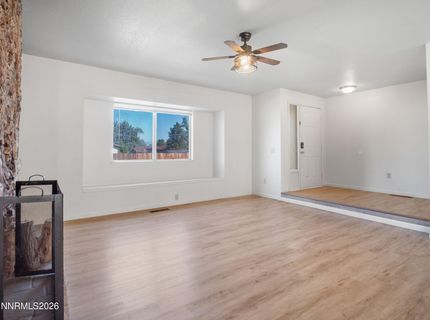 1257 Monarch Lane, Gardnerville, NV 89460 Photo