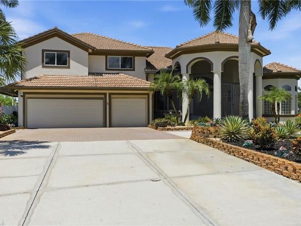 3885 52nd AVE NE, NAPLES, FL 34120